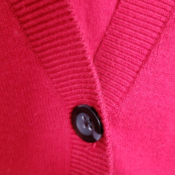 🦚Like New XS Red Mossimo Cardigan - Picture 2 of 3